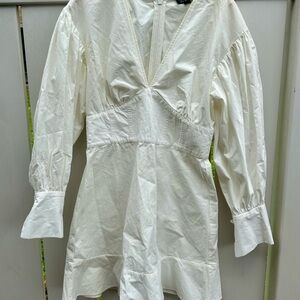 NwOT Topshop White V neck long sleeves cotton sz 4